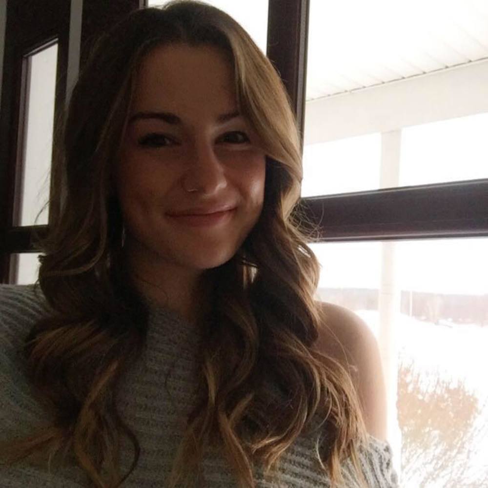 Meet your Posher, Emma